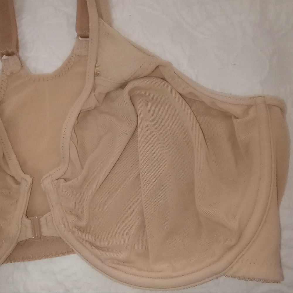 WACOAL 38DD Soft Embrace Front Close Bra Beige Underwire Racerback Basic - Picture 2 of 6